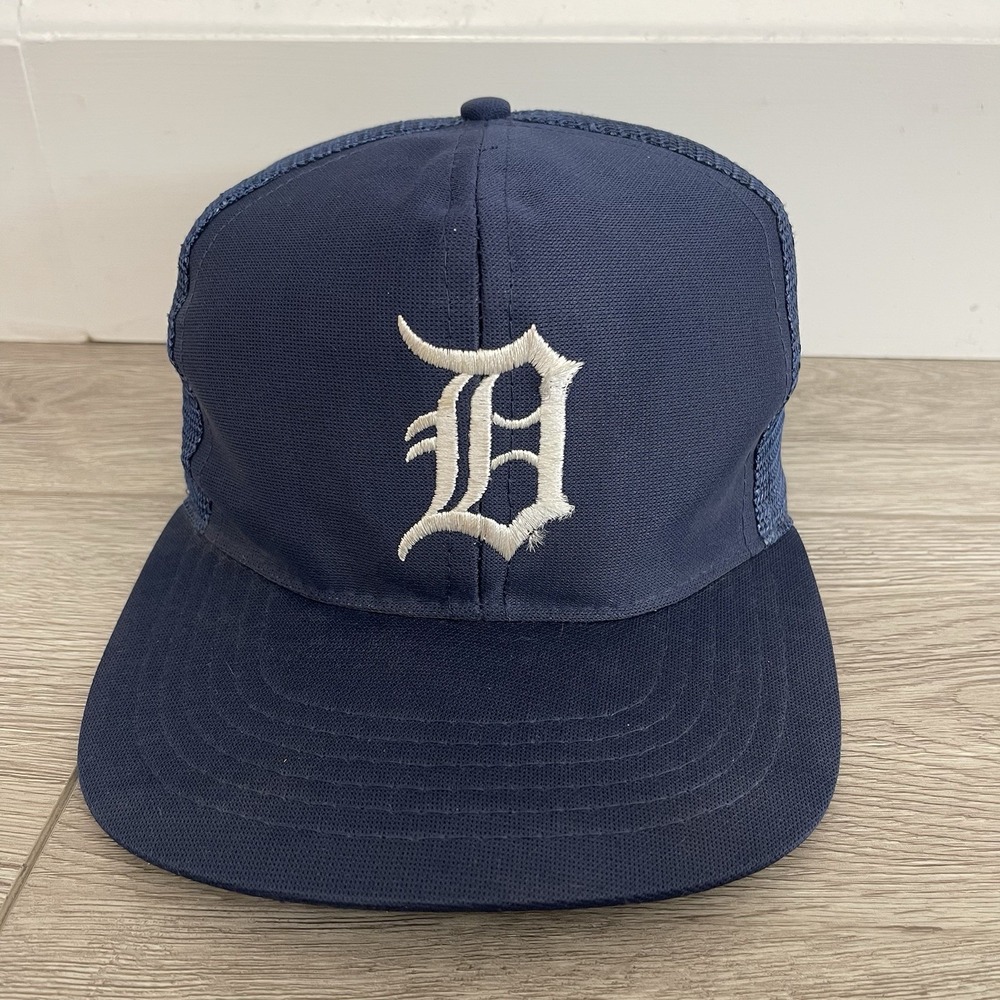 Vintage 80s Detroit Tigers Big D Plain Logo Mesh Trucker Hat Cap Blue White MLB